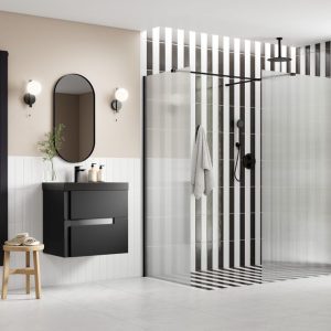 Beckington 900mm Fluted Wetroom Panel & Side Panel Arm - Black